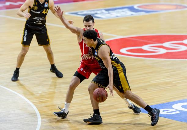 一则重磅消 一则重磅消